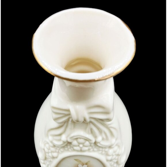 Cameo Ribbon Vase Royal Heritage Hand-Painted Floral Design Bow 6 Inch Vintage - Picture 16 of 16